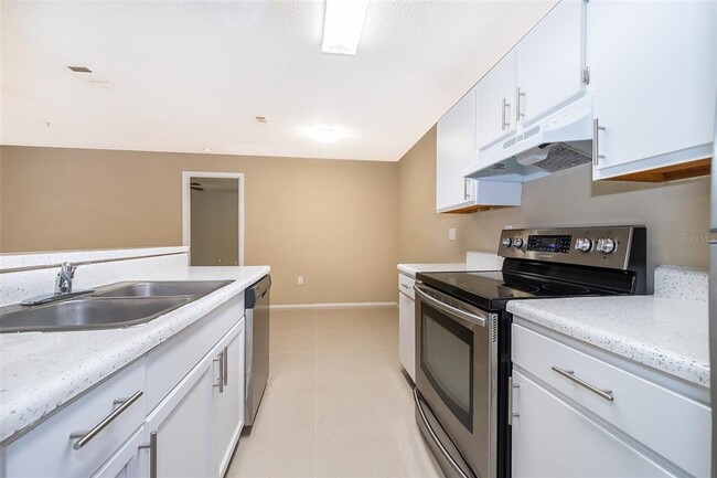 Building Photo - 623 Dory Ln