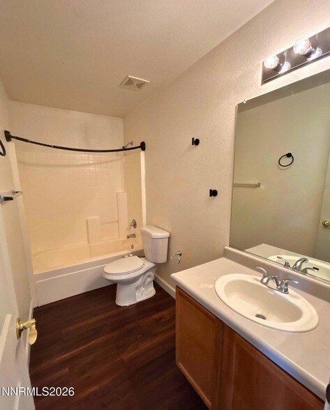 Building Photo - 7717 Tulear St