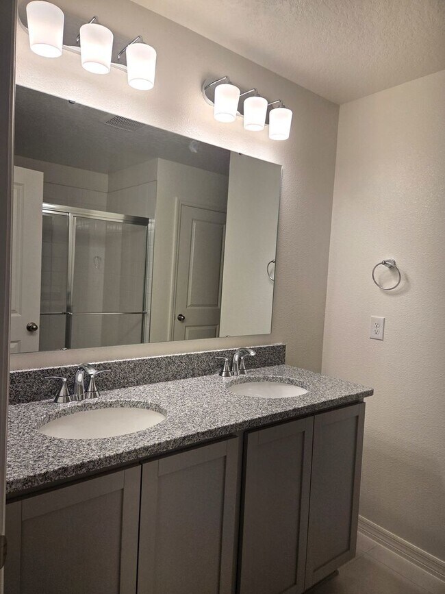 Building Photo - Brand New 2 Story 3/2.5 in Cypress Bluff