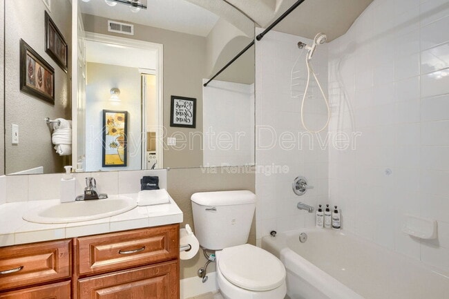 Building Photo - 1735 N Ogden St