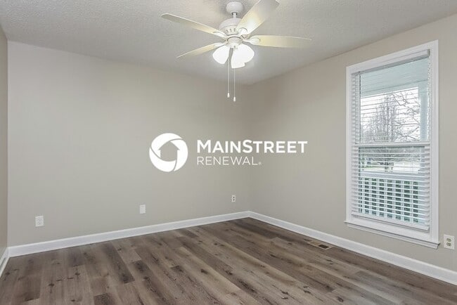 Building Photo - 5 Bedroom Pet-Friendly Home in Wake Forest...