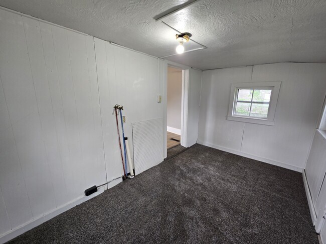 Building Photo - 425 Glenwood St