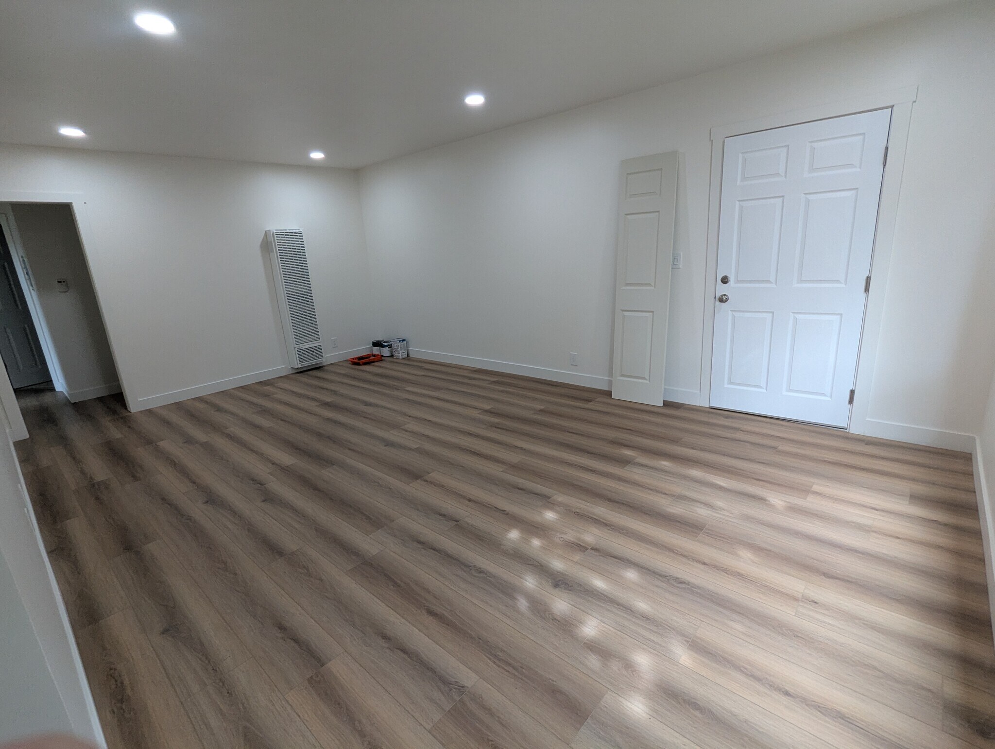 Building Photo - 613 Illinois Ct