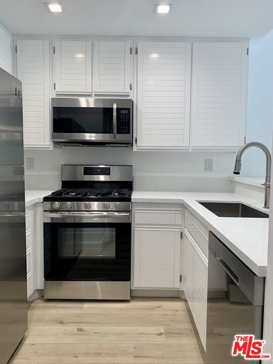Building Photo - 8505 Gulana Ave