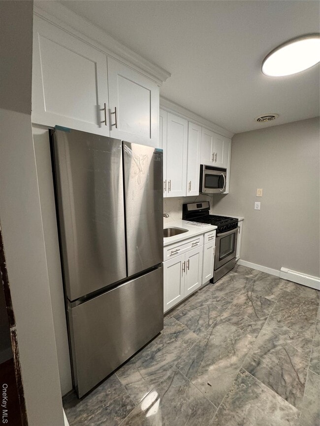 Building Photo - 282 16th St