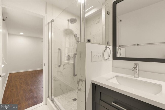 Building Photo - 6203 Hardy Dr