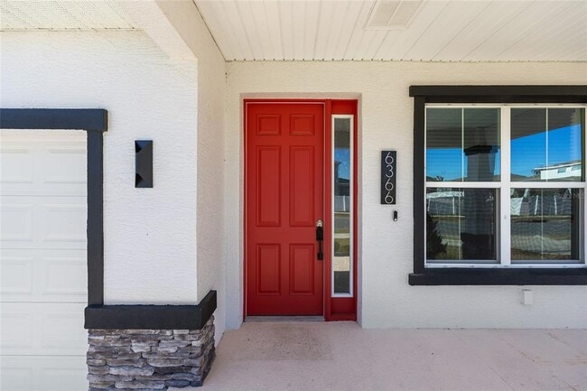 Building Photo - 6366 SW 77th Ave