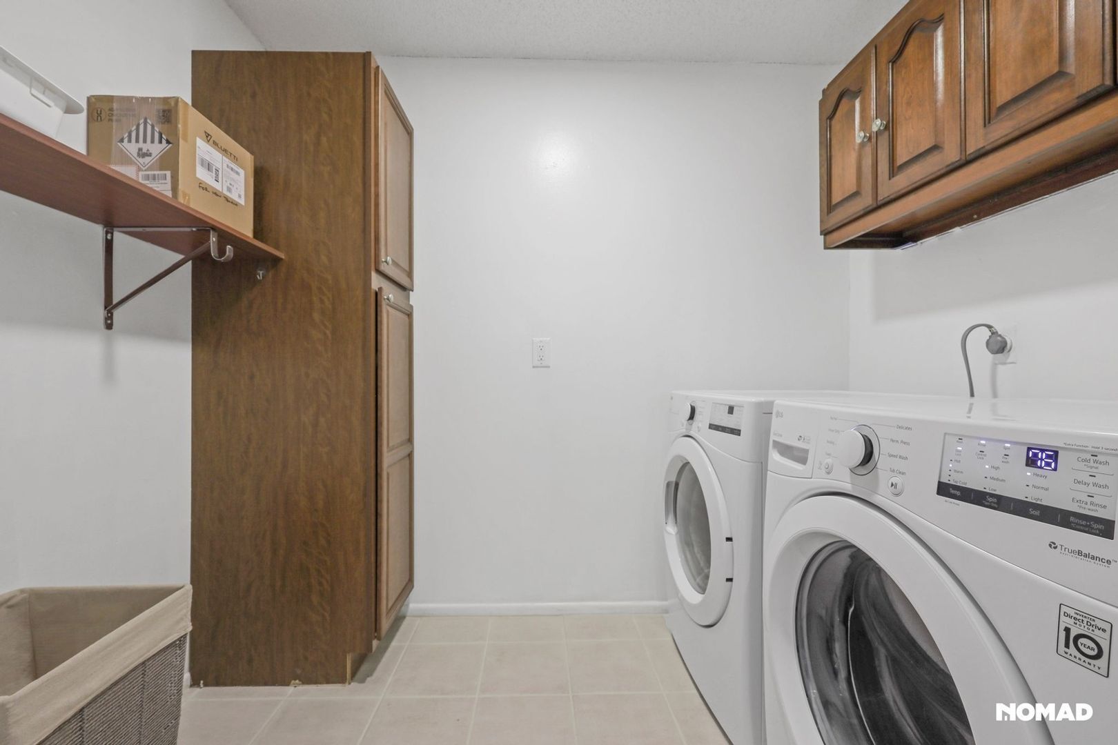 Building Photo - 4067 NW Cinnamon Tree Cir