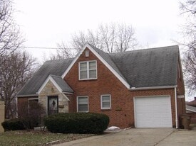 Building Photo - 1136 1/2 68th St