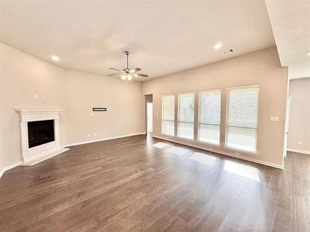 Building Photo - 809 Uplands Dr