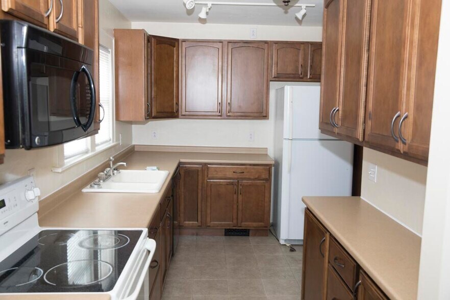 Kitchen - 31 Clarendon St