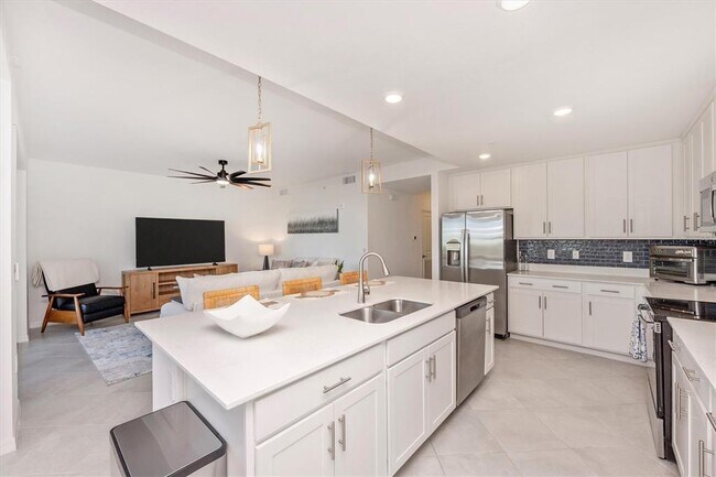 Building Photo - 17625 Opal Sand Dr