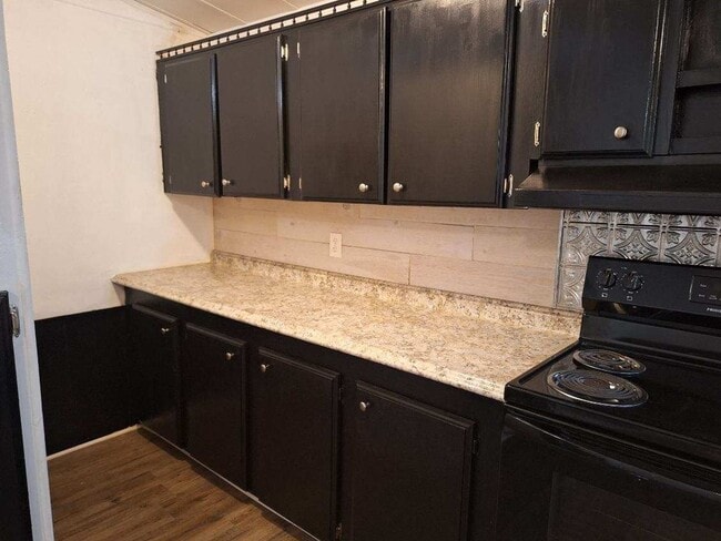 Building Photo - New Rental!!-Annaville/Calallen Area