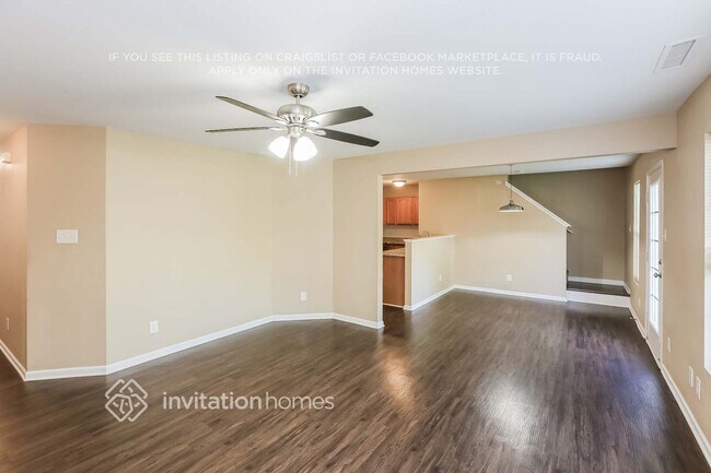 Building Photo - 618 N Mulberry St