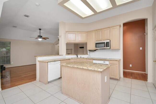 Building Photo - 12538 Castlestone Dr