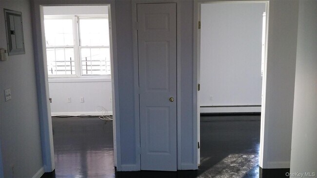 Building Photo - 97-56 105th St