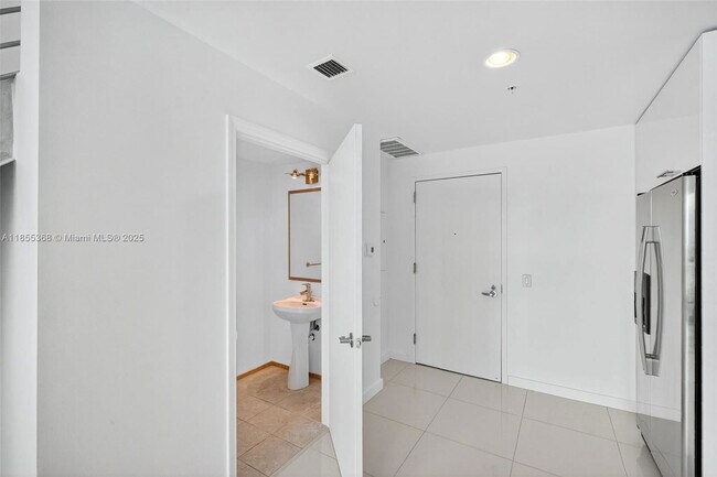 Building Photo - 60 SW 13th St