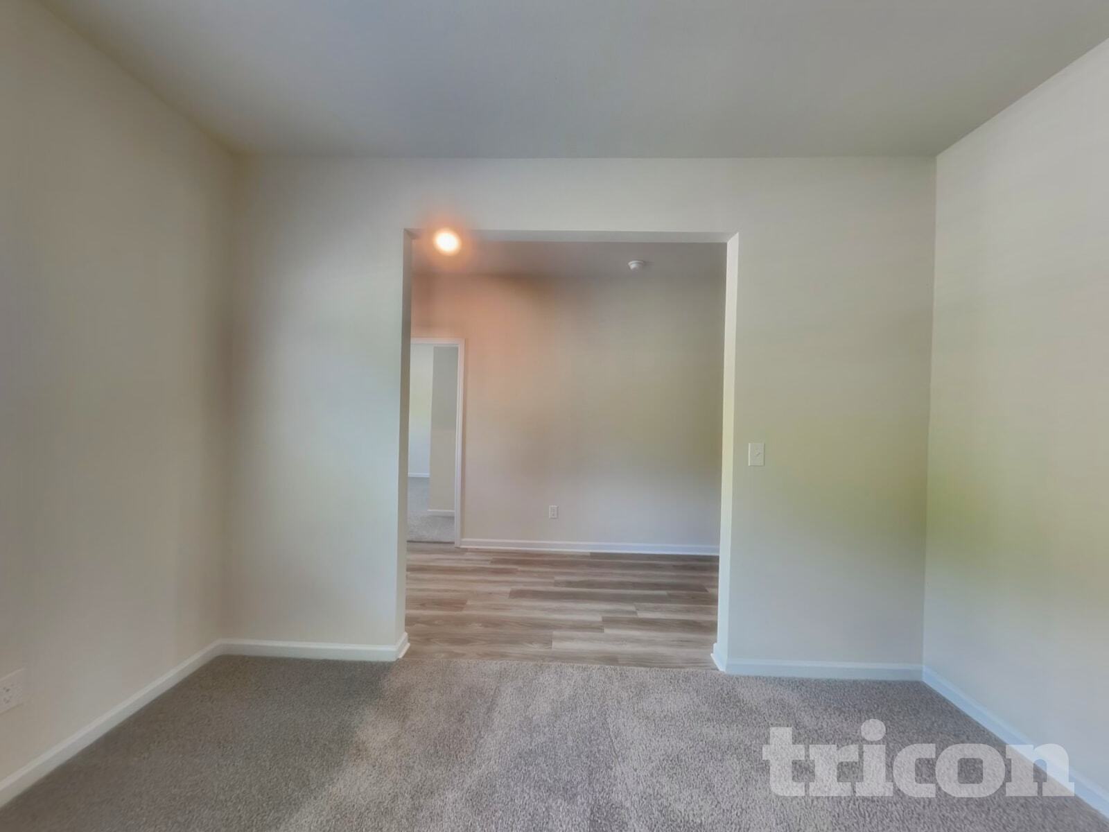 Building Photo - 307 Oliver Dr