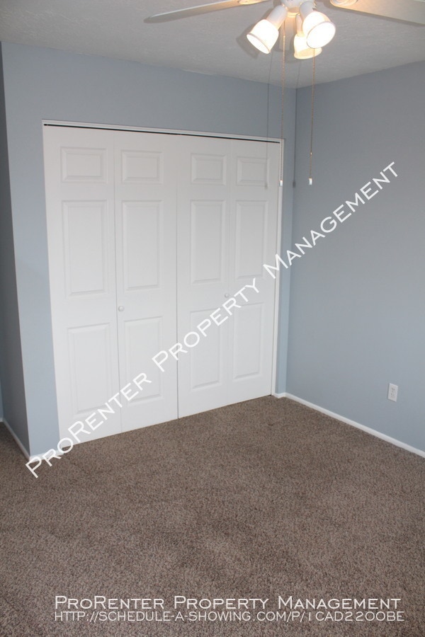 Building Photo - 1530 E Heather Cir