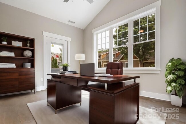 Building Photo - 48 Creekside View Dr