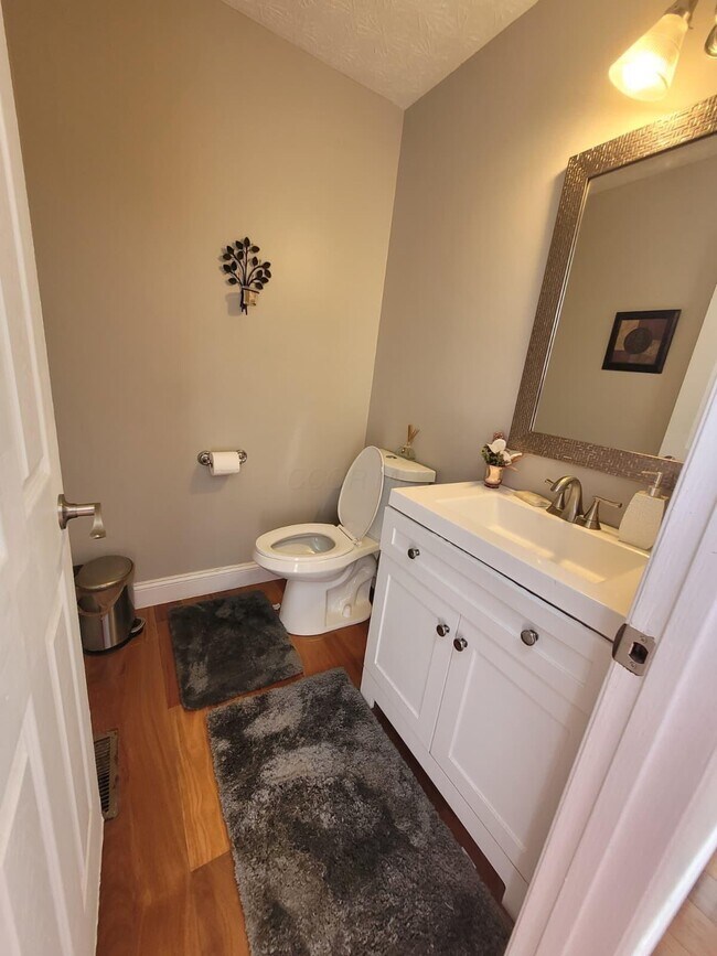 Building Photo - 2948 Collier Hill Ct