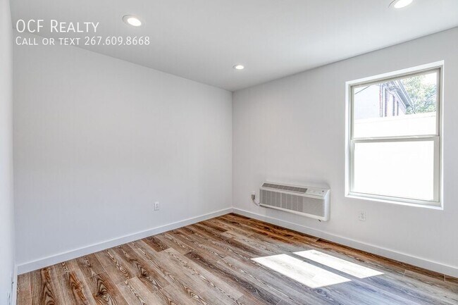Building Photo - 751 N 43rd St