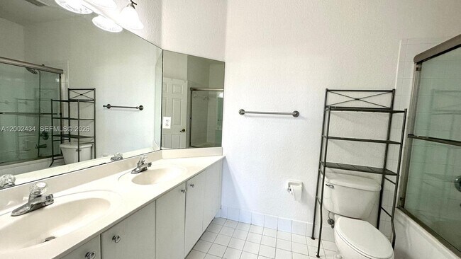 Building Photo - 10911 NW 79th St