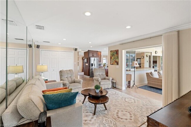 Building Photo - 858 Hatchee Vista Ln