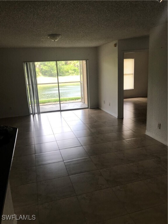 Building Photo - 8245 Ibis Club Dr