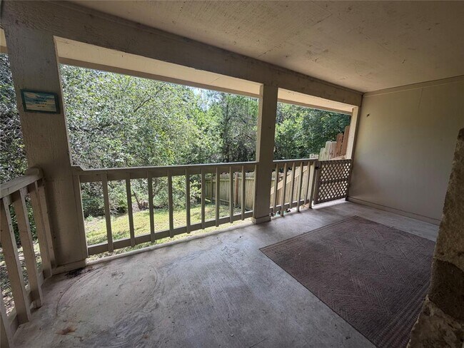 Building Photo - 11101 Oak Branch Dr