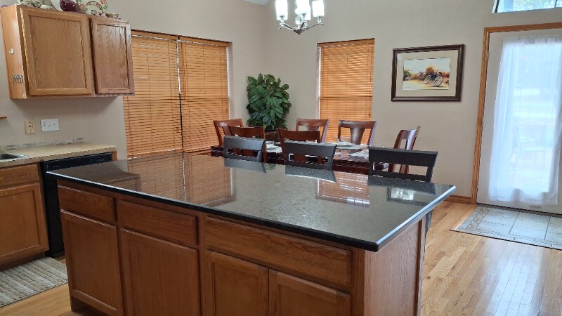 Building Photo - 1015 Twisted Oak Ct