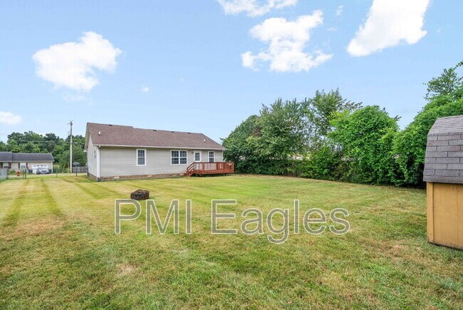 Building Photo - 114 Gleaves Ln