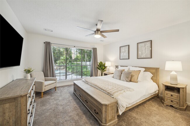 Building Photo - 89 Towering Pines Dr