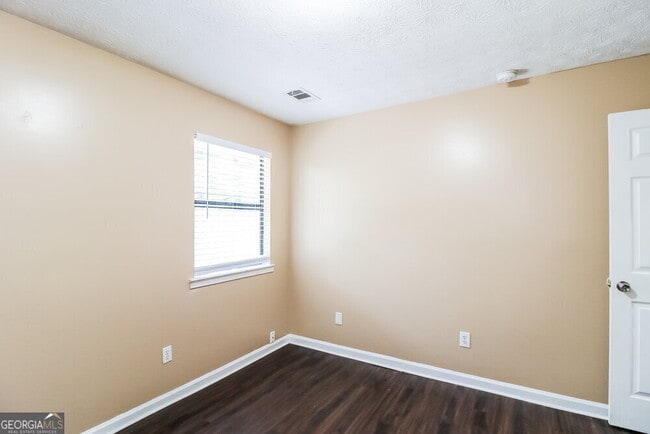 Building Photo - 5281 Williams Rd