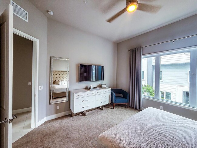 Building Photo - 7760 Sandy Ridge Dr