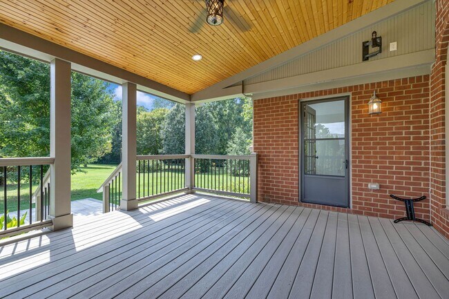 Building Photo - Welcome to this charming all-brick rental ...