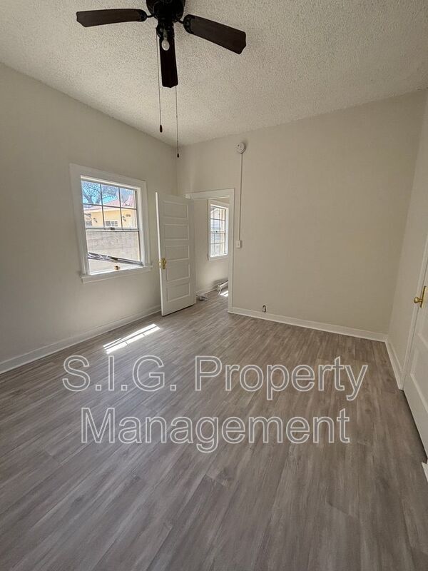 Building Photo - 10544 Floralita Ln