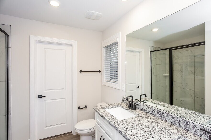 Building Photo - 170 Wembury Ln