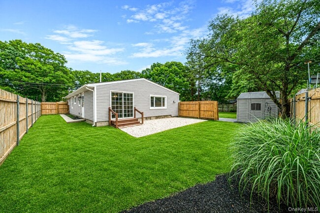 Building Photo - 28 Ashwood Dr