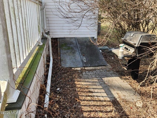 Building Photo - 175 Grawtown Rd