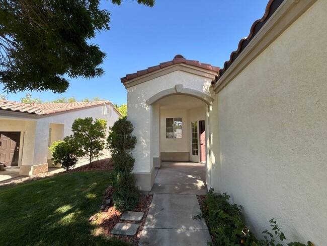 Building Photo - ***MOVE-IN SPECIAL!!!*** 2-Bedroom, 2-Bathroom Townhome located in Henderson, Nevada