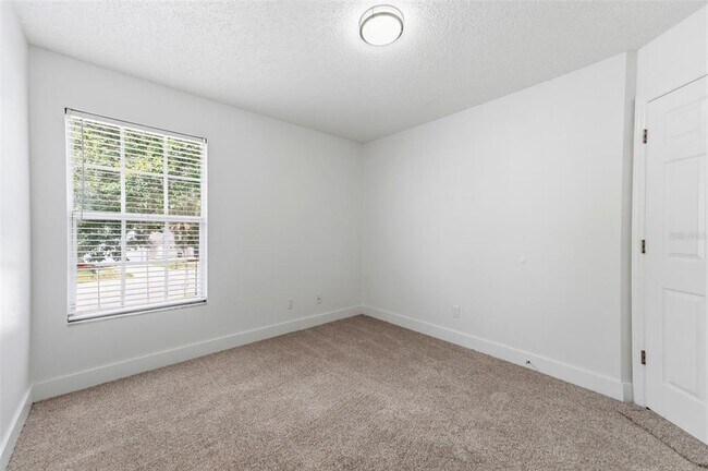 Building Photo - 6048 Sand Key Ln