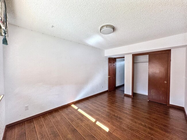 Building Photo - 18203 E Berry Dr