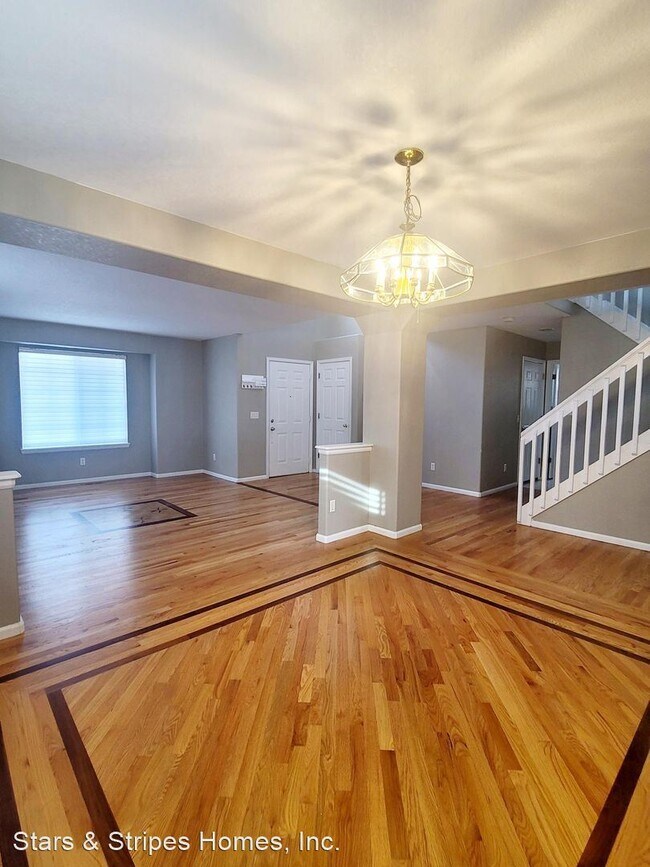 Building Photo - 5 br, 3.5 bath House - 4249 S. Killarney S...