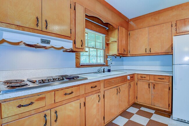 Building Photo - STUNNING 3 BEDROOM RANCH WATERFRONT HOME ON 1 ACRE W/ 1 CAR GARAGE!!