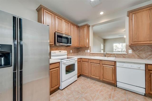 Building Photo - 7225 Rembrandt Dr