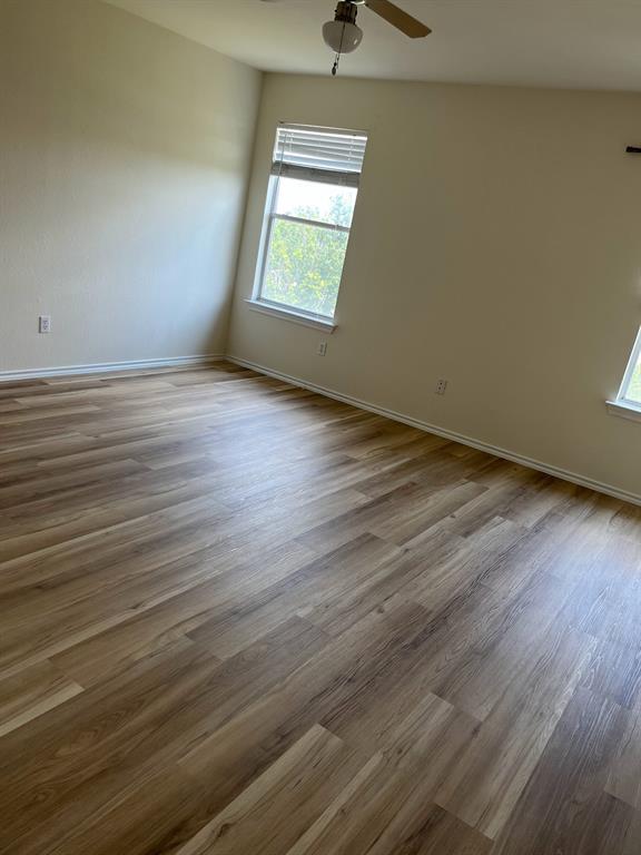 Building Photo - 173 Buttercup Way