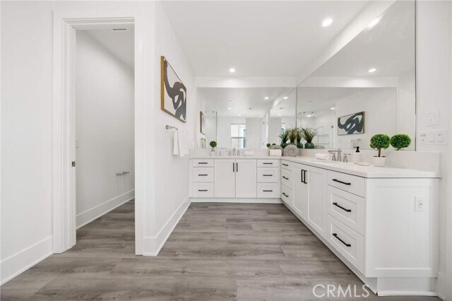 Building Photo - 59 Longchamp