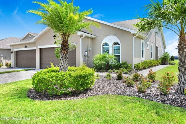 Building Photo - 8483 Loren Cove Dr