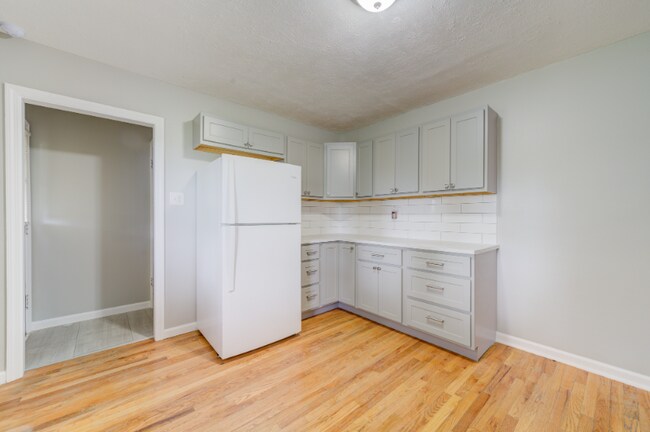Building Photo - 3632 San Jose - Coming soon